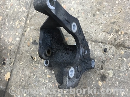 ФОТО Кронштейн для Subaru Legacy (все модели) Киев