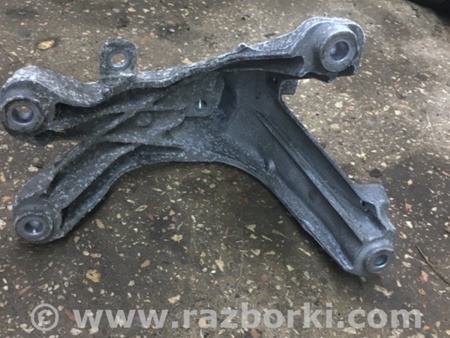 ФОТО Кронштейн для Audi (Ауди) A4 B8 - 8K2, 8K5 (08.2007-11.2015) Киев