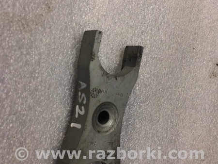 ФОТО Кронштейн для Audi (Ауди) A4 B8 - 8K2, 8K5 (08.2007-11.2015) Киев