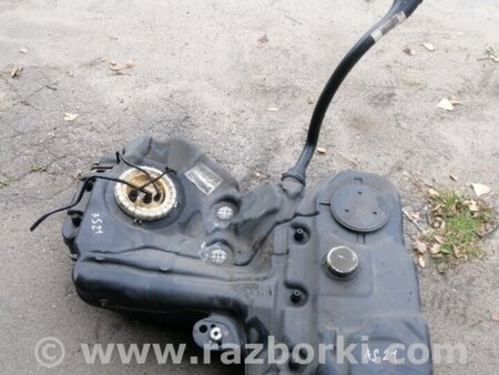 ФОТО Бензобак для Audi (Ауди) A4 B8 - 8K2, 8K5 (08.2007-11.2015) Киев