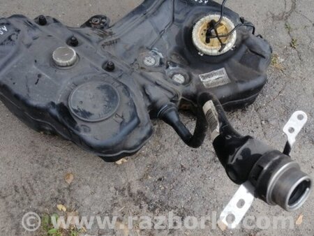 ФОТО Бензобак для Audi (Ауди) A4 B8 - 8K2, 8K5 (08.2007-11.2015) Киев