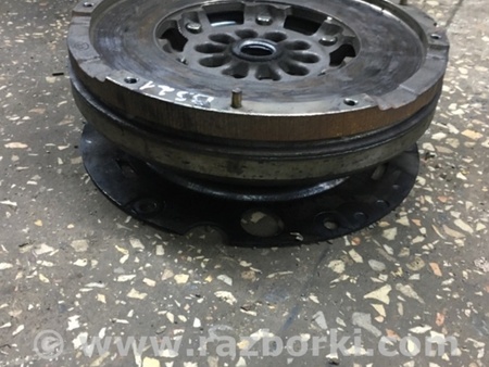 ФОТО Маховик для Audi (Ауди) A4 B8 - 8K2, 8K5 (08.2007-11.2015) Киев