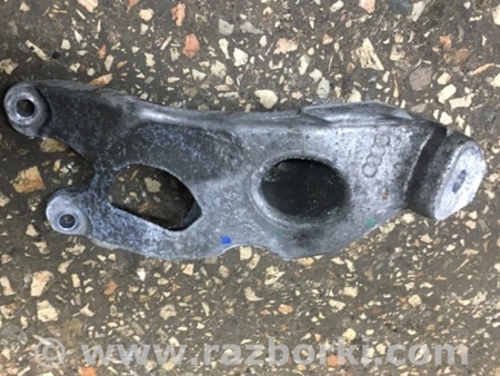 ФОТО Кронштейн для Audi (Ауди) A4 B8 - 8K2, 8K5 (08.2007-11.2015) Киев