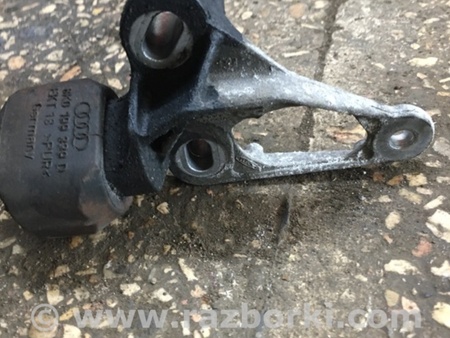 ФОТО Кронштейн для Audi (Ауди) A4 B8 - 8K2, 8K5 (08.2007-11.2015) Киев