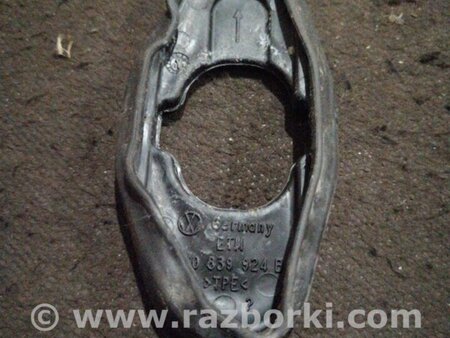 ФОТО Уплотнительная резинка для Audi (Ауди) A4 B8 - 8K2, 8K5 (08.2007-11.2015) Киев