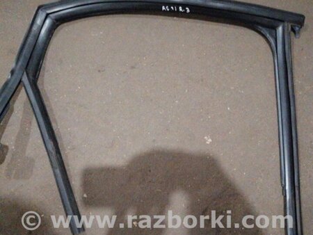 ФОТО Направляющая стекла для Audi (Ауди) A4 B8 - 8K2, 8K5 (08.2007-11.2015) Киев