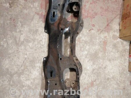 ФОТО Подрамник для Subaru Forester SG Киев