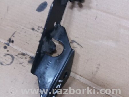 ФОТО Кронштейн для Audi (Ауди) A4 B8 - 8K2, 8K5 (08.2007-11.2015) Киев