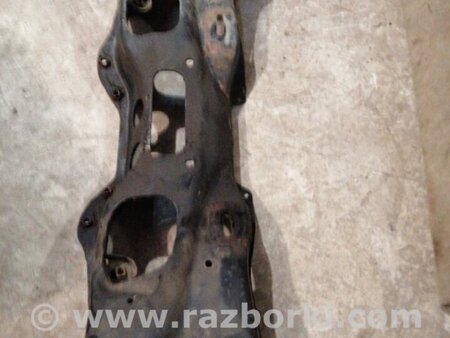 ФОТО Подрамник для Subaru Forester SG Киев