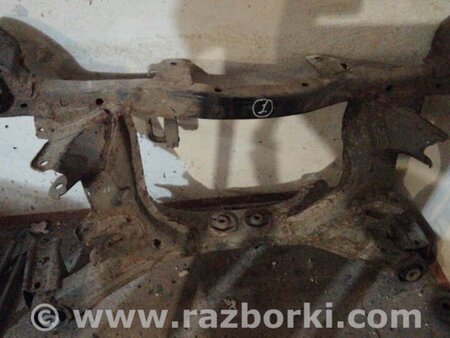 ФОТО Подрамник для Subaru Forester SG Киев
