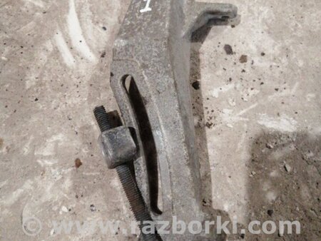 ФОТО Кронштейн для Subaru Forester SG Киев