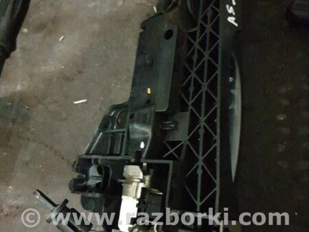 ФОТО Кронштейн ручки дверной для Audi (Ауди) A4 B8 - 8K2, 8K5 (08.2007-11.2015) Киев