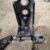 Петля двери Subaru Forester SG