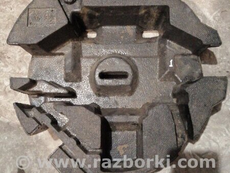 ФОТО Наполнитель багажника для Subaru Forester SG Киев