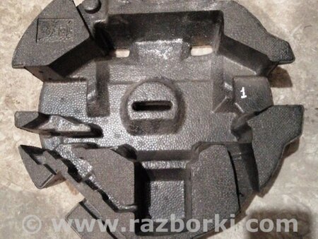 ФОТО Наполнитель багажника для Subaru Forester SG Киев