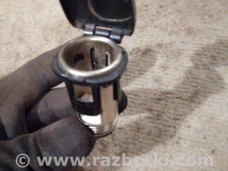 ФОТО Прикуриватель (розетка) для Subaru Forester SG Киев