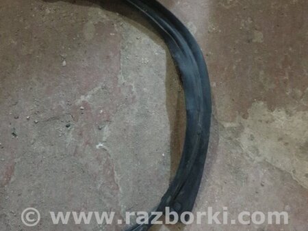 ФОТО Уплотнительная резинка для Subaru Forester SG Киев