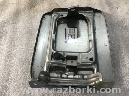 ФОТО Накладка лючка бензобака для Subaru Outback Киев