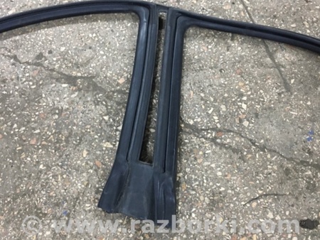 ФОТО Уплотнительная резинка для Subaru Outback Киев