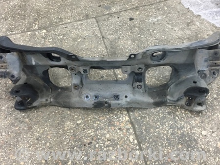 ФОТО Подрамник для Subaru Outback Киев