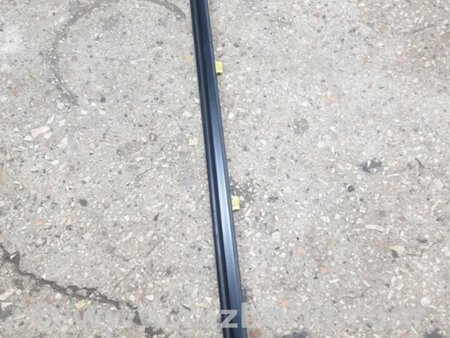 ФОТО Молдинг стекла для Subaru Forester SG Киев
