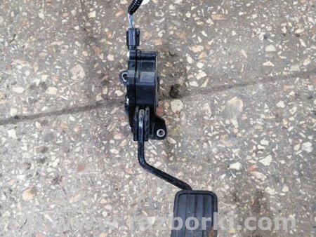 ФОТО Педаль газа для Subaru Forester SG Киев
