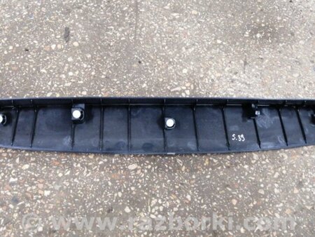 ФОТО Обшивка крышки багажника для Subaru Forester SG Киев
