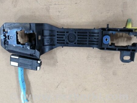 ФОТО Кронштейн ручки дверной для Subaru Forester SG Киев