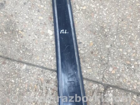 ФОТО молдинг на дверь для Subaru Outback Киев