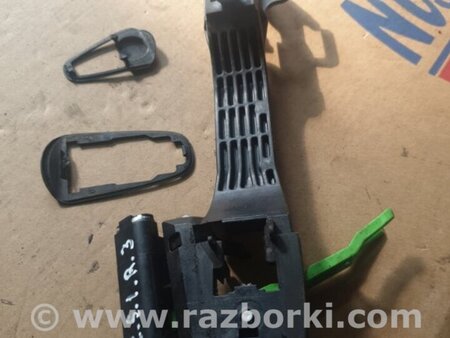 ФОТО Кронштейн ручки дверной для Subaru Outback Киев