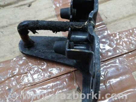 ФОТО Петля капота для Subaru Outback Киев
