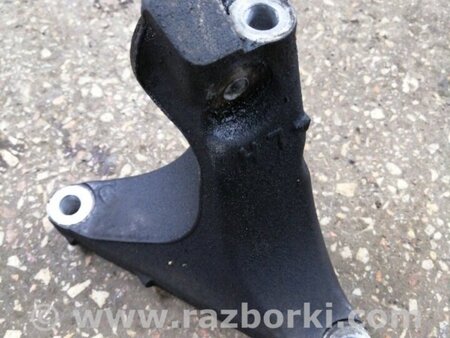 ФОТО Кронштейн для Subaru Outback Киев