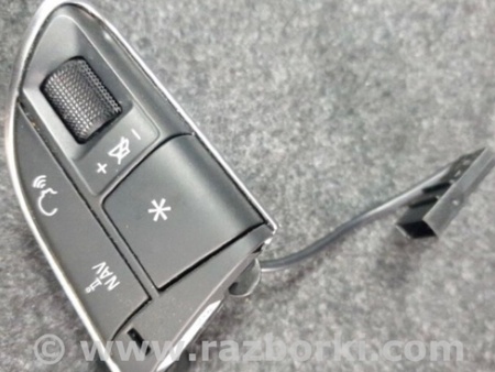 ФОТО Кнопки руля для Audi (Ауди) A6 C7 (11.2010-10.2018) Киев