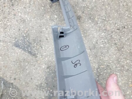 ФОТО Обшивка крышки багажника для Subaru Forester SG Киев