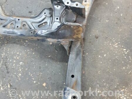 ФОТО Подрамник для Subaru Outback Киев
