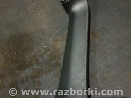 ФОТО Обшивка крышки багажника для Subaru Outback Киев