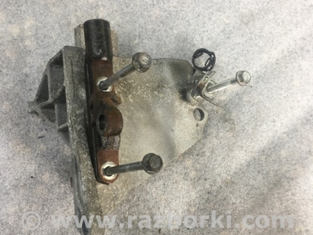 ФОТО Кронштейн для Subaru Legacy (все модели) Киев