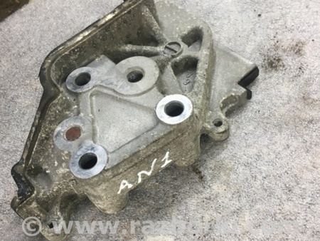 ФОТО Кронштейн ГРМ для Subaru Legacy (все модели) Киев