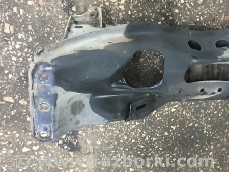 ФОТО Подрамник для Subaru Forester SG Киев