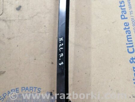 ФОТО Направляющая стекла для Subaru Forester SG Киев