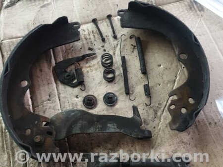 ФОТО Комплект колодок и механизмов ручного торомоза для Subaru Forester SG Киев