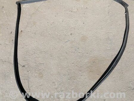 ФОТО Уплотнительная резинка для Subaru Impreza GD/GG Киев
