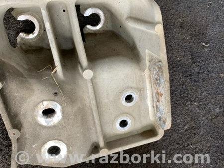 ФОТО Кронштейн для Subaru Outback Киев