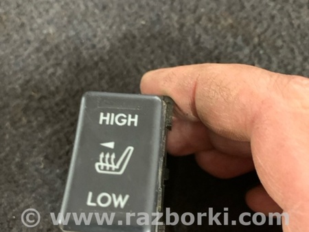 ФОТО Кнопка подогрева сидений для Subaru Outback Киев