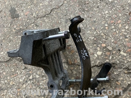ФОТО Кронштейн для Subaru Impreza GD/GG Киев