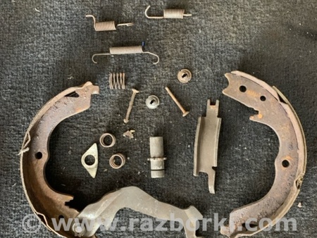 ФОТО Комплект колодок и механизмов ручного торомоза для Subaru Outback Киев