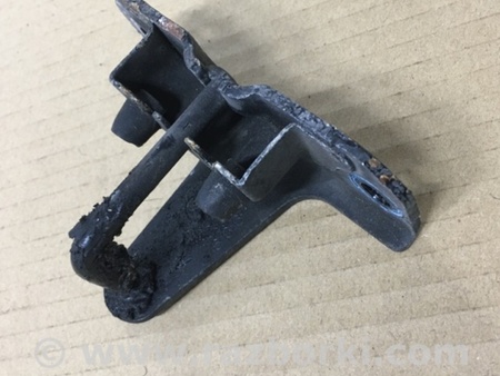ФОТО Петля капота для Subaru Outback Киев