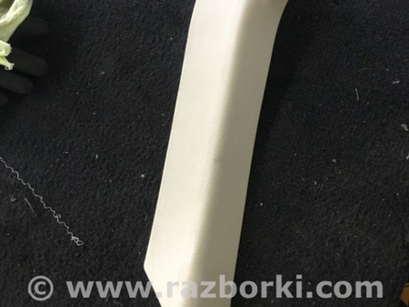 ФОТО Обшивка крышки багажника для Subaru Tribeca Киев
