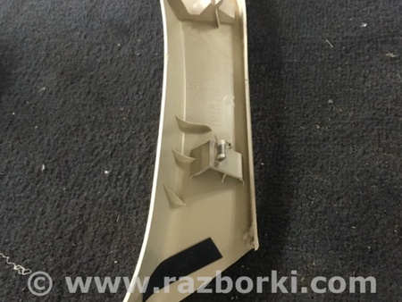 ФОТО Обшивка крышки багажника для Subaru Tribeca Киев