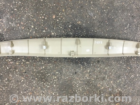 ФОТО Обшивка крышки багажника для Subaru Tribeca Киев